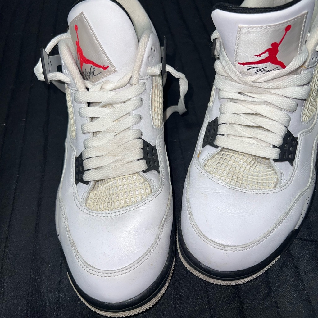 Jordan 4 White Cement Size 9